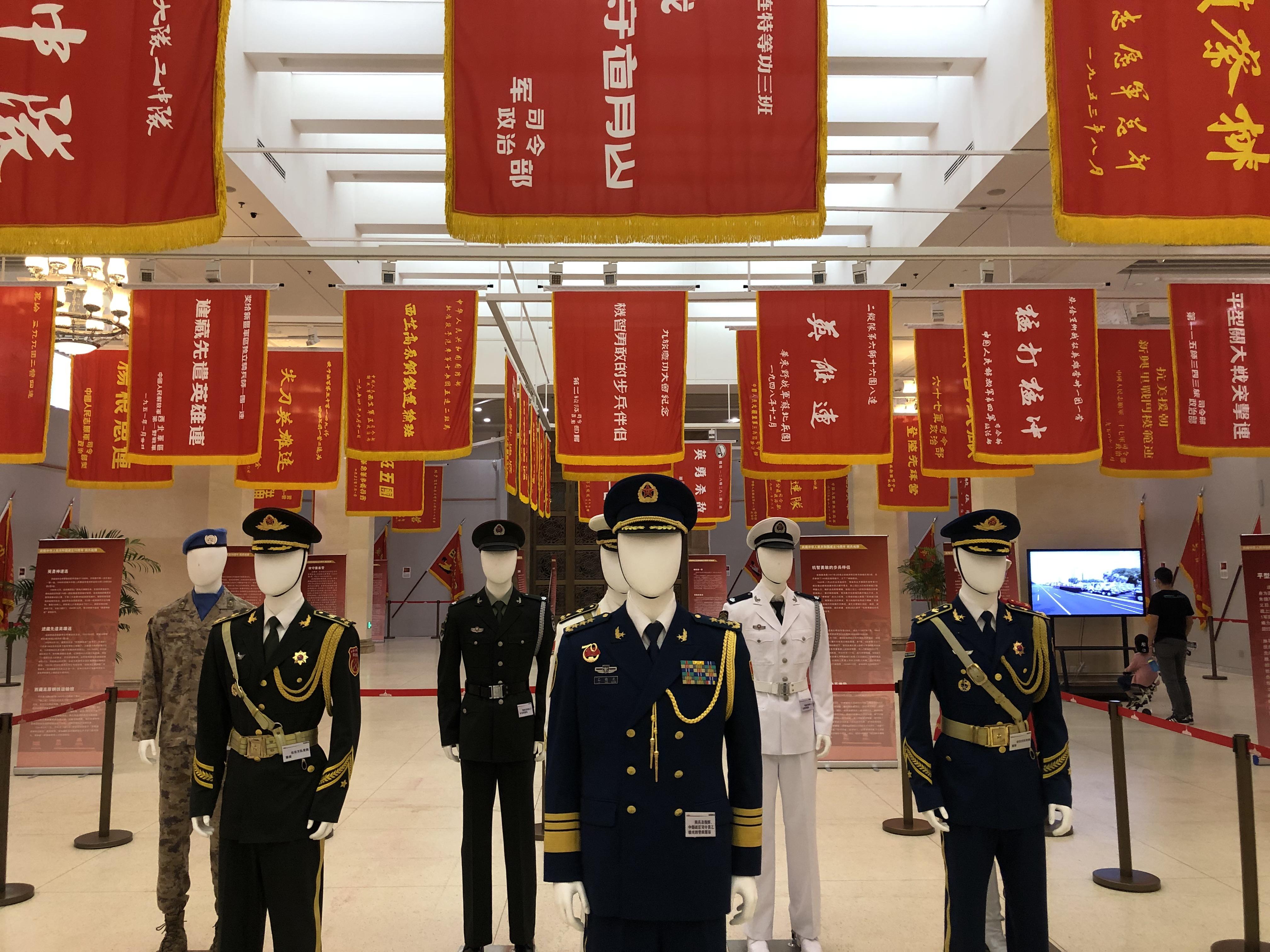 最霸气的阅兵,荣耀与力量的展现,荣耀与力量,史上最霸气阅兵盛典