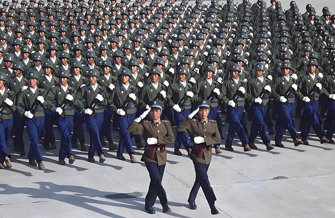 一个集团下的几个军，组织结构与发展战略，集团内多军组织结构与发展战略概览