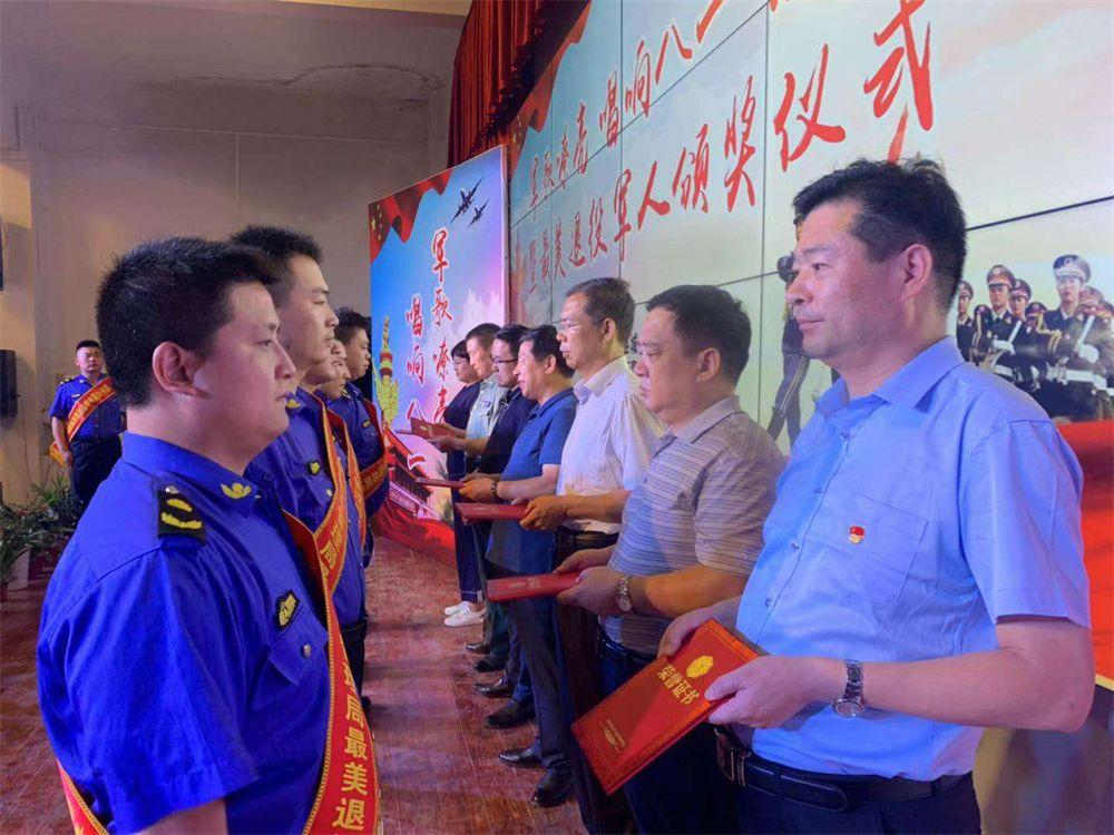 一二三四,军歌响起,歌曲中的力量与情怀,军歌中的力量与情怀,一二三四的旋律响起