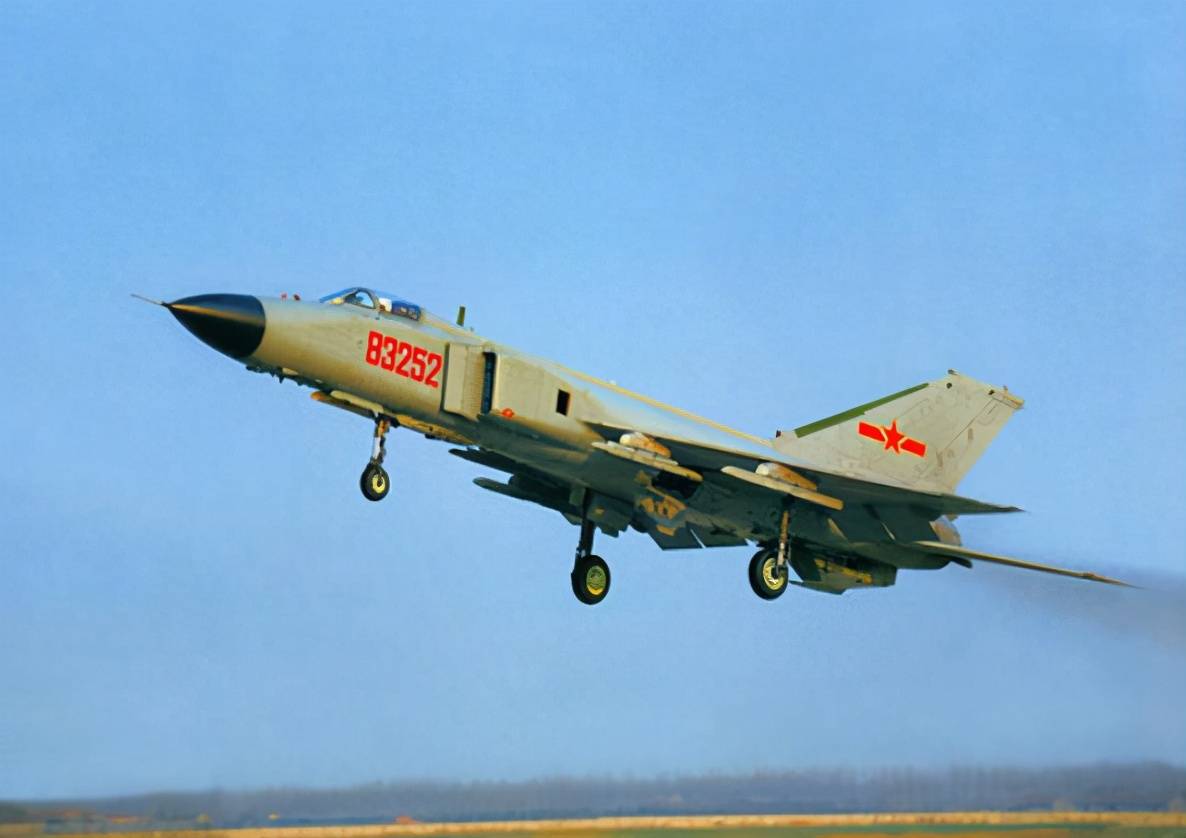 歼八战斗机