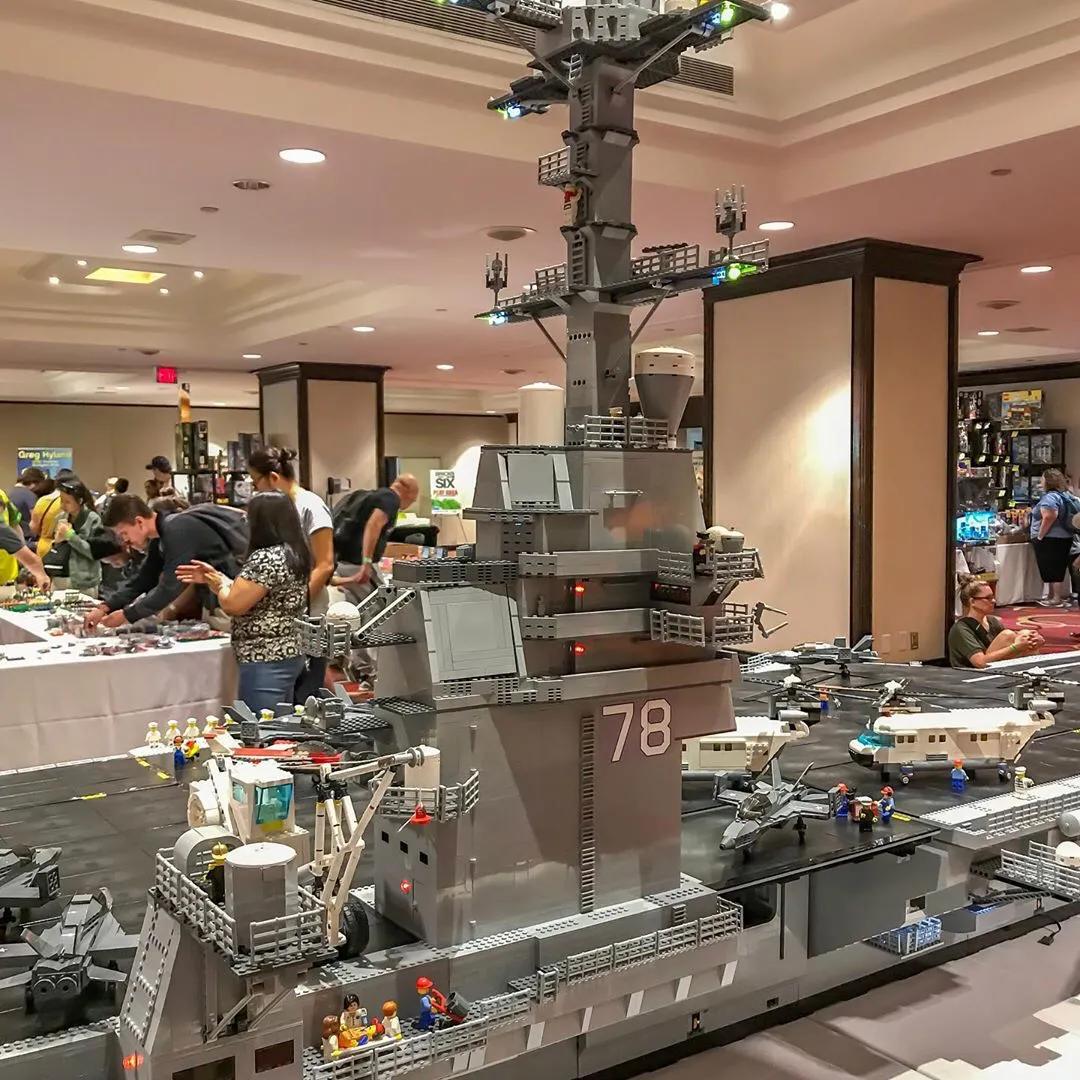 航天母舰,可怕的未来科技还是人类的希望?,航天母舰,未来科技的双刃剑——希望与挑战并存?