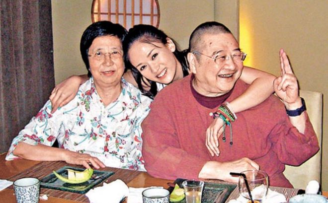 新澳彩资料免费长期公开,四大才子共绘彩票新篇章,四大才子揭秘彩票奥秘,新澳彩资料免费长期公开新篇章开启