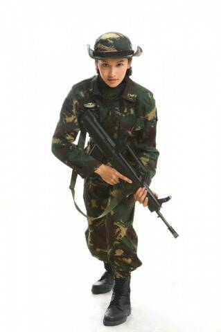 中国女兵最漂亮的照片图片,展现英勇与美丽的独特风采,中国女兵英勇与美丽独特风采的绝美瞬间图片展示