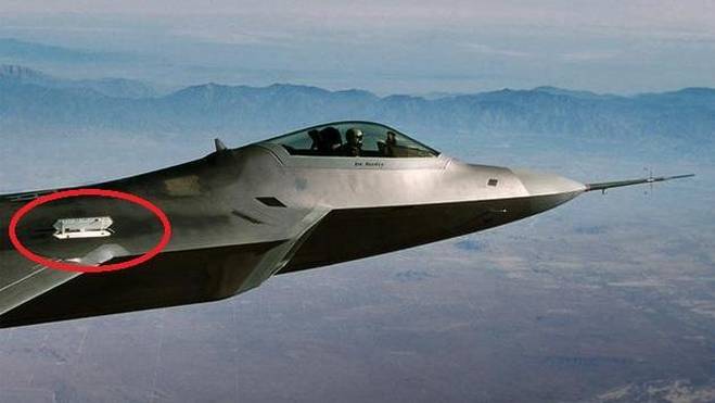 揭秘A-10攻击机的航炮口径,威力与战术应用,揭秘A-10攻击机航炮口径的威力与战术应用解析