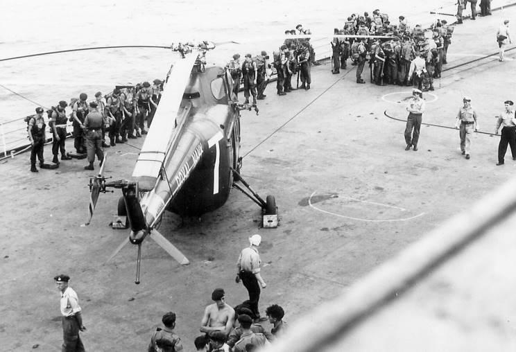 黄蜂级两栖攻击舰武器配置详解,黄蜂级两栖攻击舰武器配置全面解析