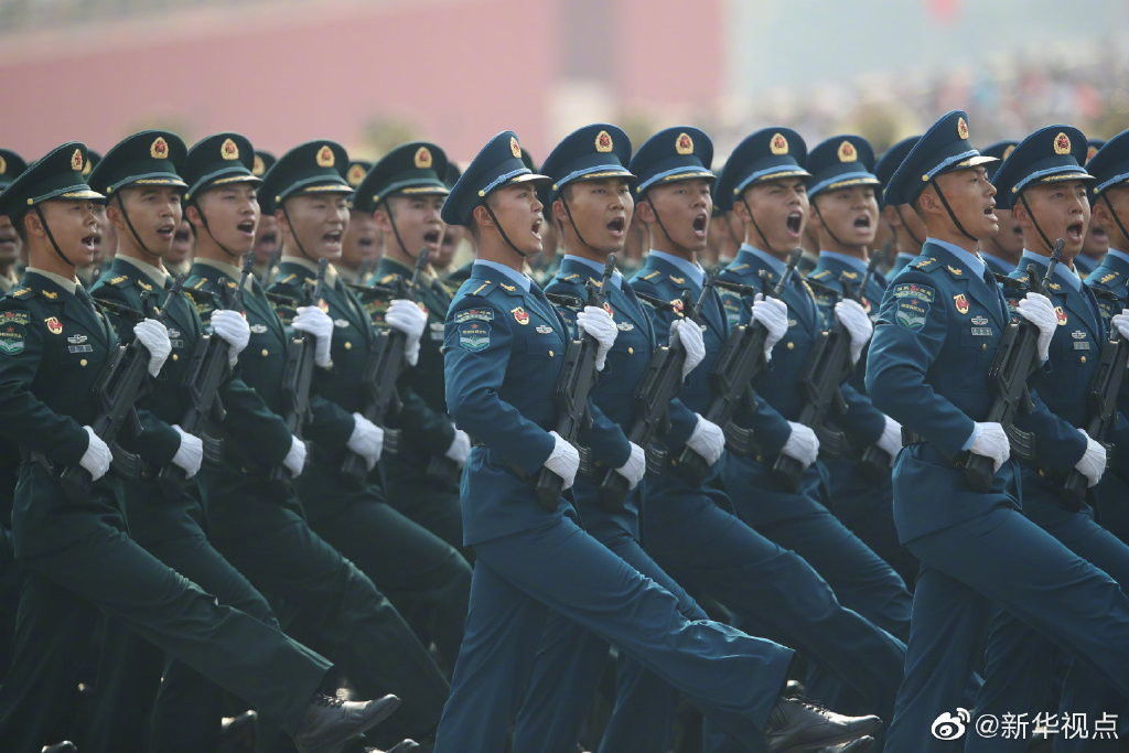 大阅兵火箭军方队，展现中国国防力量的坚实脊梁，大阅兵火箭军方队，中国国防力量的骄傲脊梁