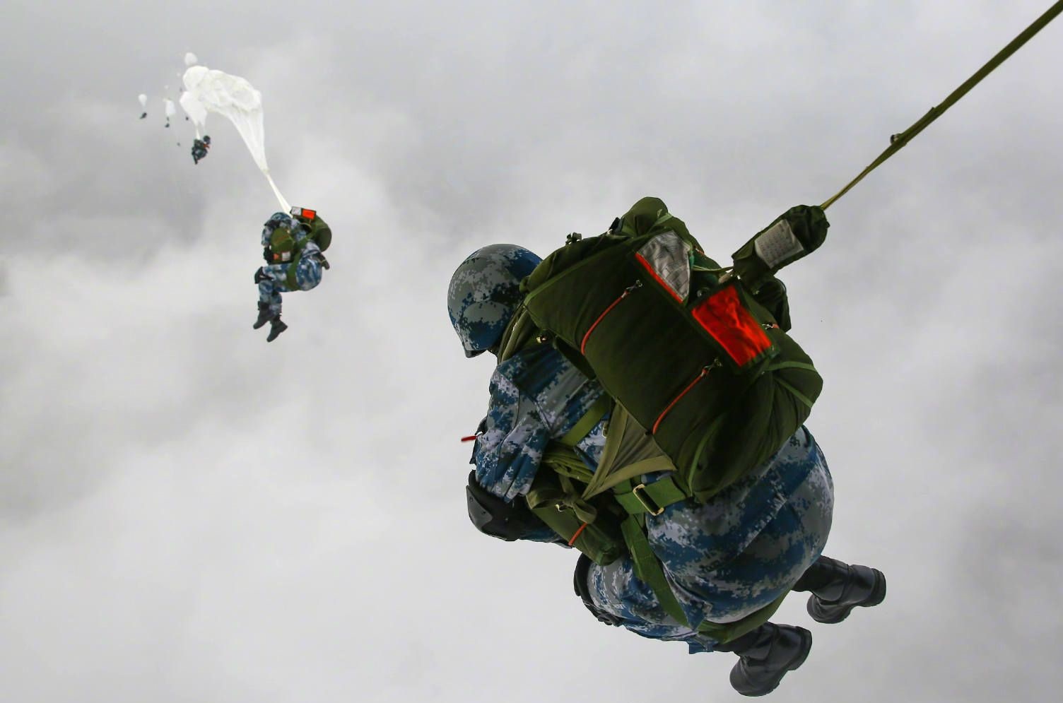 空降兵王牌部队,荣耀与传奇,空降兵王牌部队的荣耀传奇