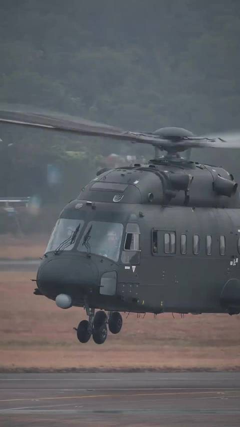 直18宽体直升机高清壁纸,展现空中巨无霸的魅力,直18宽体直升机高清壁纸,空中巨无霸的魅力展示