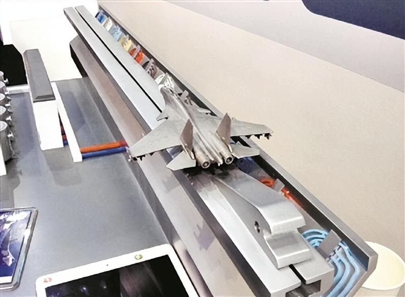 航母舰介绍,强大的海上力量与战略支撑点,航母舰,海上力量的强大支柱与战略支撑点介绍