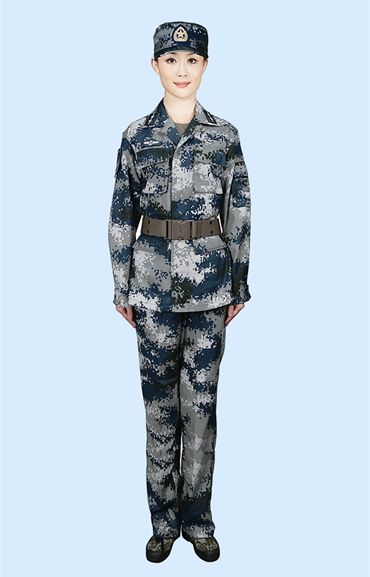 部队冬季迷彩服装图片,展现军威与风采,部队冬季迷彩服装展示,军威与风采的完美结合