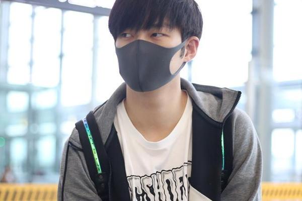 刘伯温四肖选一码,神秘预测背后的传奇故事,刘伯温四肖选一精准预测,传奇背后的神秘故事