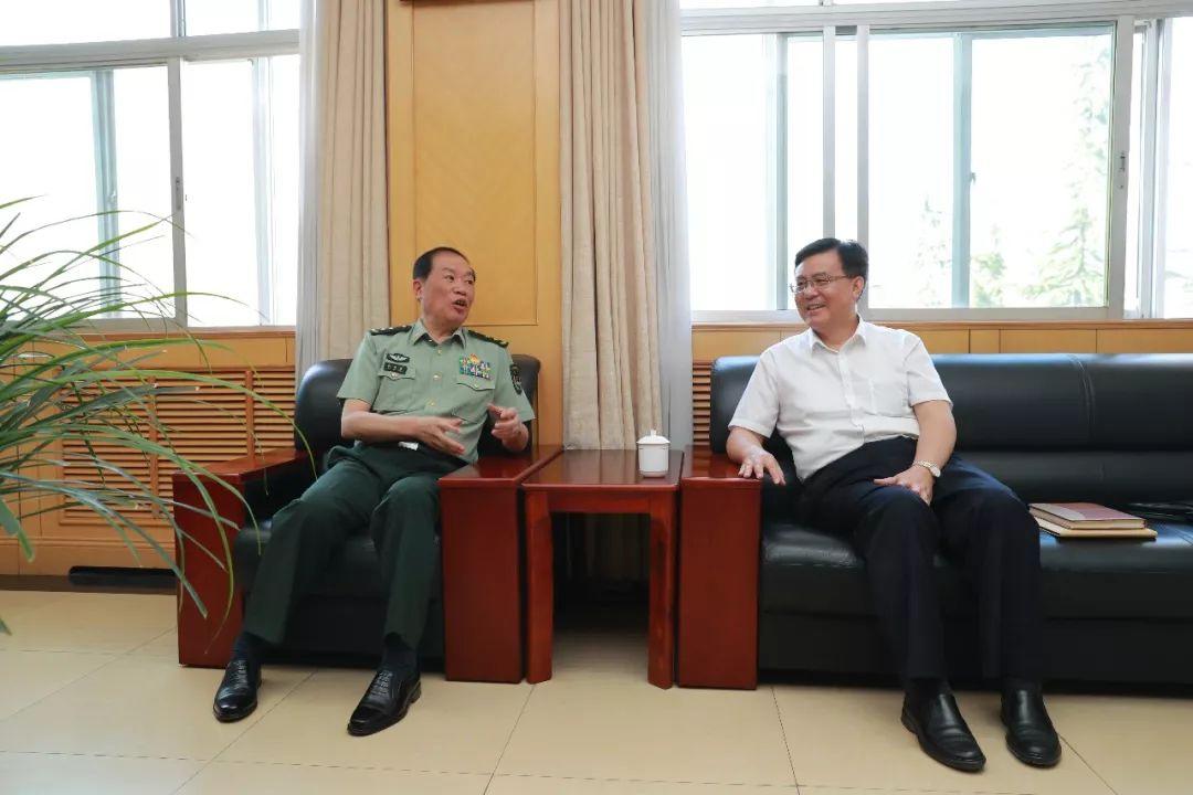 中国人民解放军陆军现役人数，揭示强大的陆军力量，中国人民解放军陆军现役人数揭秘，强大的陆军力量展现