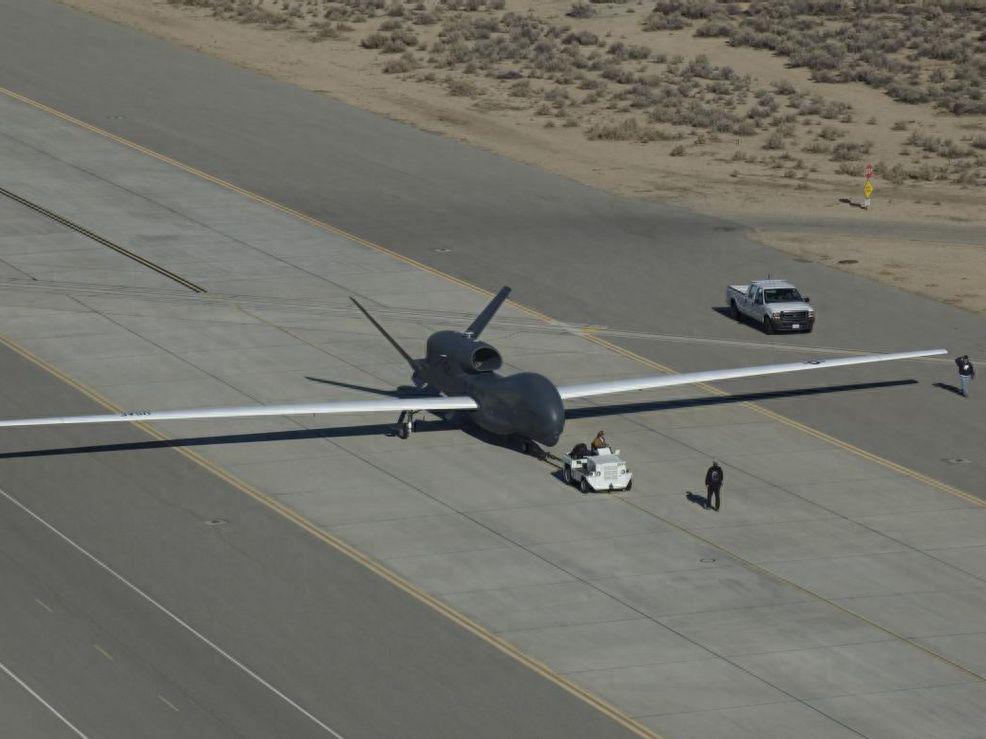 美国全球鹰无人机发动机的技术深度解析,美国全球鹰无人机发动机技术深度探讨