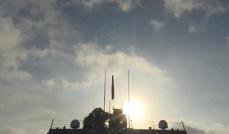 揭秘中国海军新利器,官方证实下的055型驱逐舰,揭秘中国海军新利器,官方证实下的055型驱逐舰战力解析