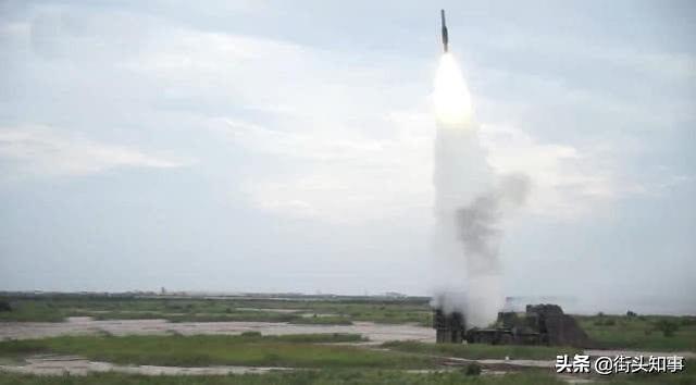 红旗-12导弹，中国国防力量的核心装备揭秘，红旗-12导弹，中国国防力量的核心装备深度解析