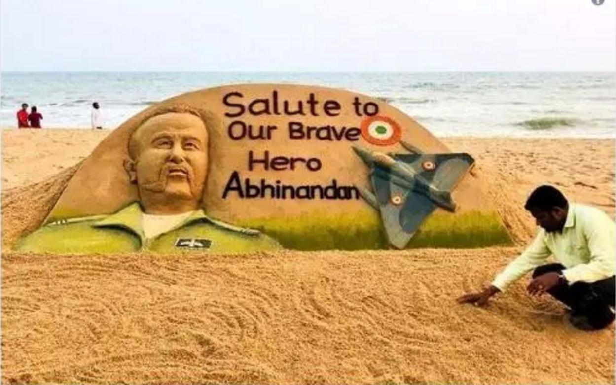 苏-22与米格-21，冷战时代的空中对决与传奇，冷战时代苏-22与米格-21的空中对决与传奇