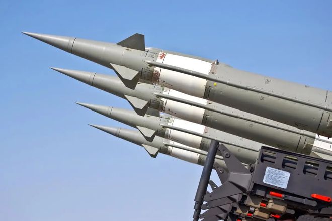 红旗2号导弹图片,揭示中国国防力量的重要一环,红旗2号导弹,揭示中国国防力量的关键一环的图片展示