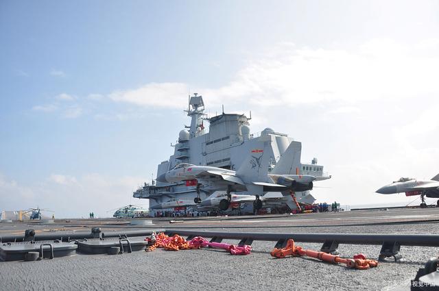 揭秘中国海军新宠——中华网军事眼中的辽宁舰(原115舰瓦良格),揭秘中国海军新宠,辽宁舰的前世今生——中华网军事视角探秘瓦良格号航母之旅