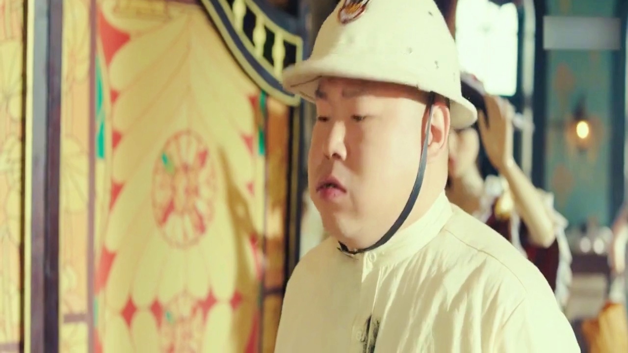 把手榴弹放进裤裆里的电视剧，一种戏剧化的冲突与反思，裤裆藏手榴弹，戏剧化的冲突与反思