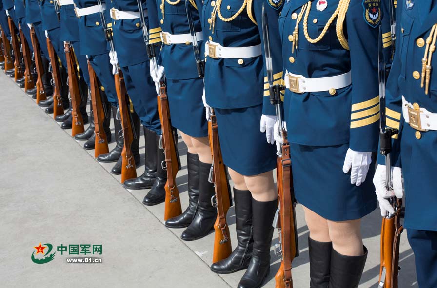 中国人民解放军仪仗队女兵训练视频,展现坚韧与荣耀,中国人民解放军仪仗队女兵训练,坚韧与荣耀的展现