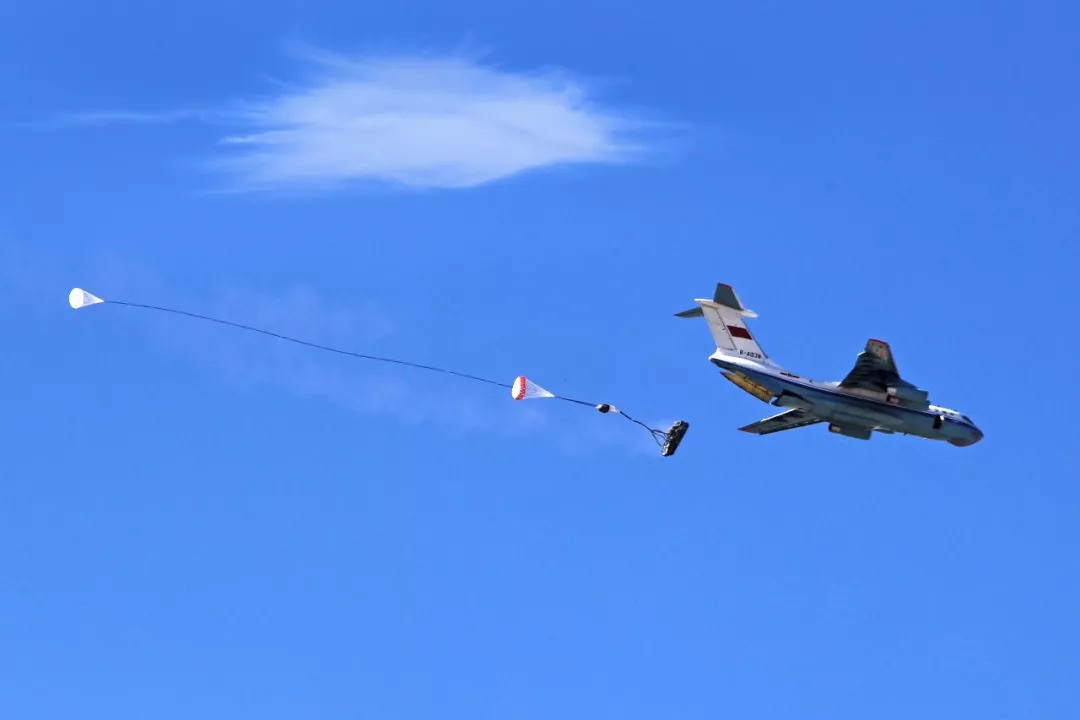 我国空降兵所属兵种深度解析，我国空降兵兵种深度解析与特点探究
