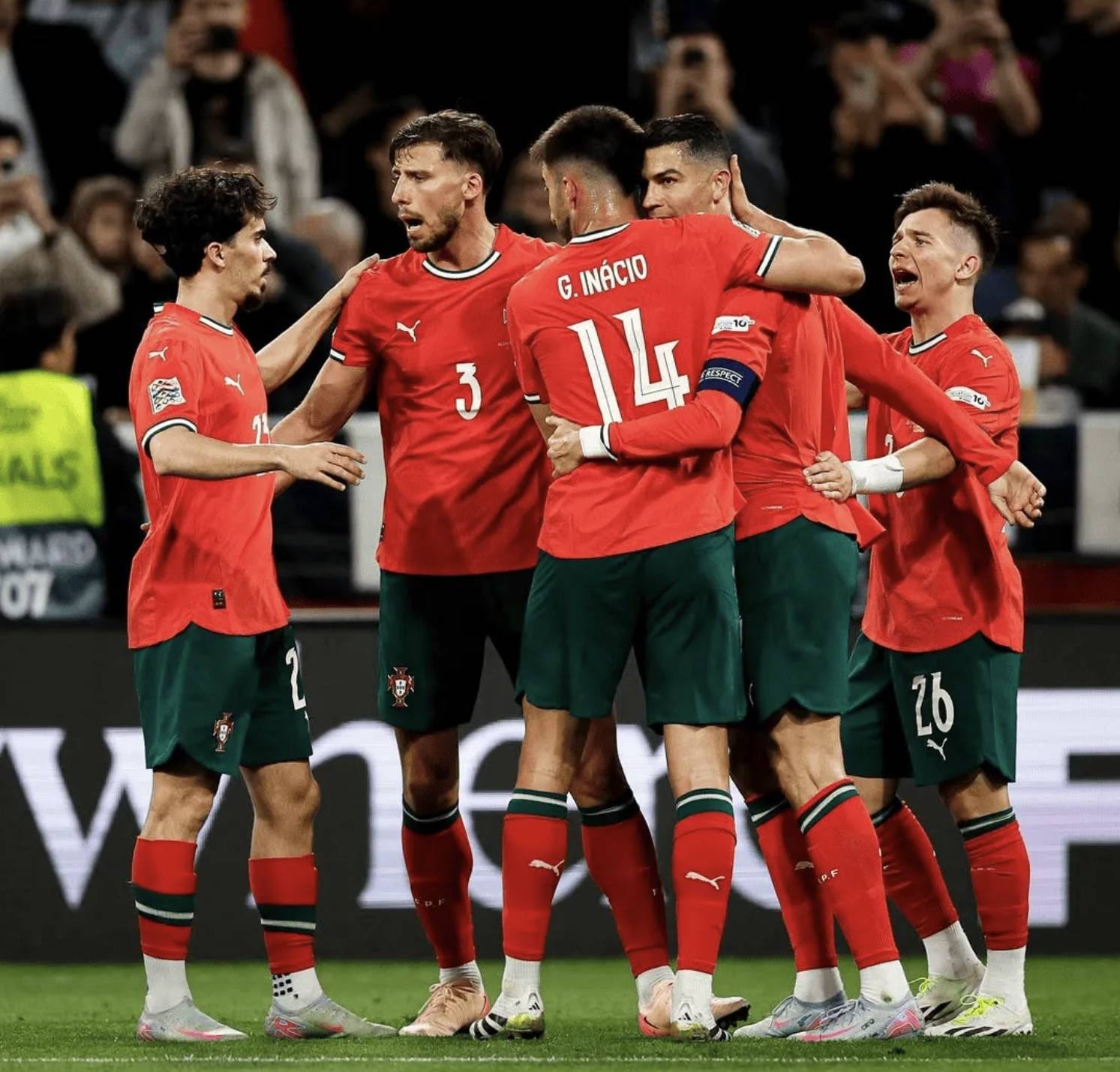 王中王一肖一特一码一中,探寻背后的故事与意义,探寻王中王一肖一特一码一中背后的故事与深层含义