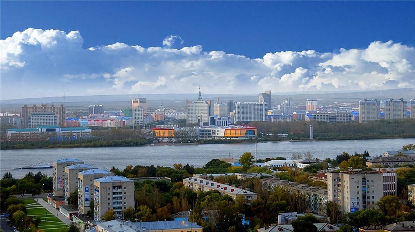 台湾岛是否属于南海诸岛的问题探讨,台湾岛与南海诸岛关系探讨,地理争议解析