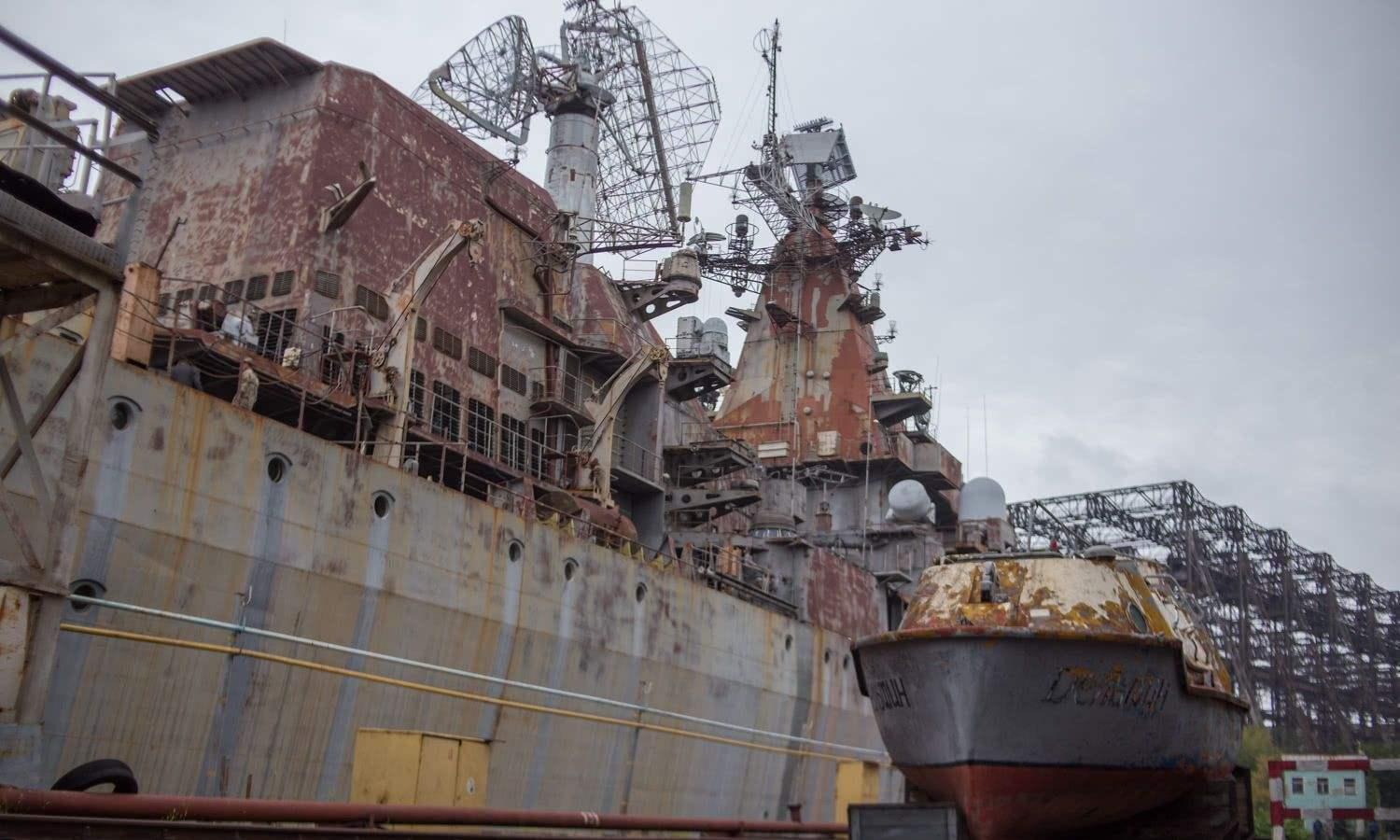 中国购买瓦良格号的战略考量与深远意义,中国购买瓦良格号的战略意义与深远影响