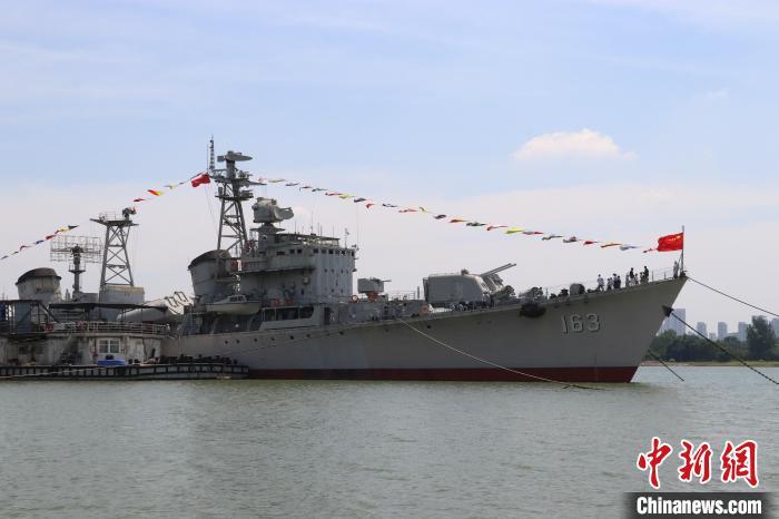 退役的南昌舰,荣耀与传承,南昌舰的荣耀与传承,退役之际的回眸与致敬