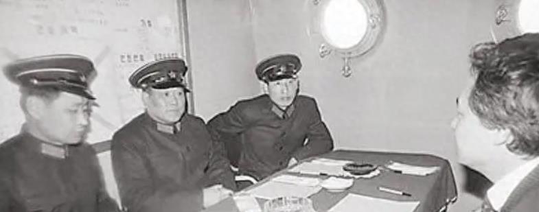 海军杜新立与叛徒的较量,忠诚与背叛的较量,海军杜新立,忠诚与背叛的较量之战叛徒对决