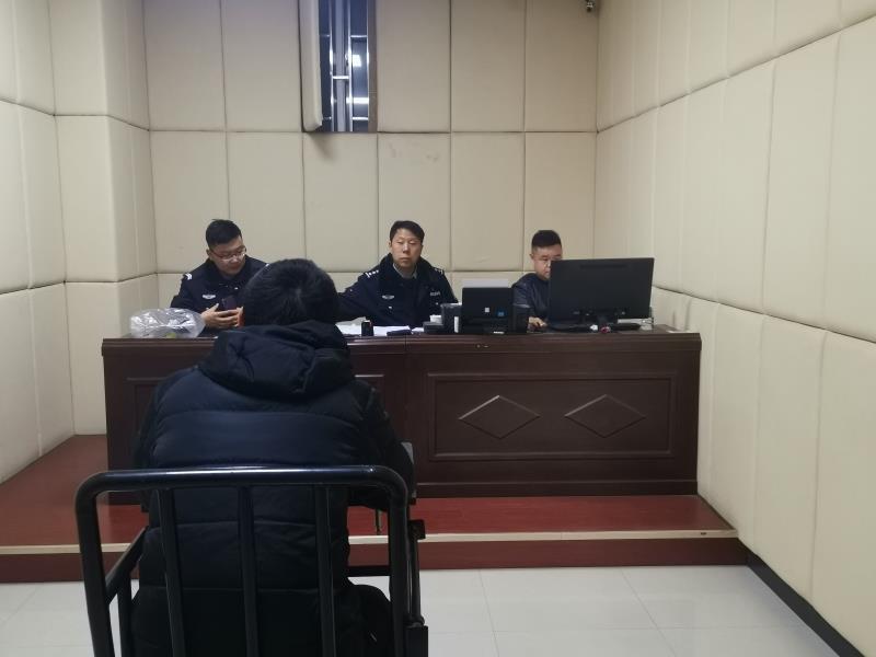 公安敢打国安局的人吗？——对执法权力与职责的探讨，公安执法权力与职责探讨，敢打国安局人员吗？