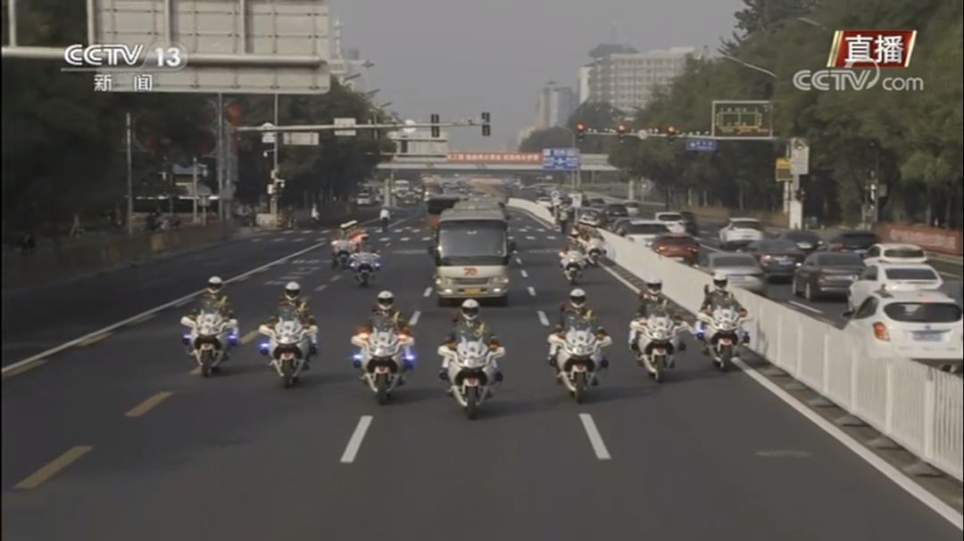 国宾护卫队全程护送拉卡列访华,展现中拉友好交往新篇章,国宾护卫队护送拉卡列访华,中拉友好交往迈入新篇章