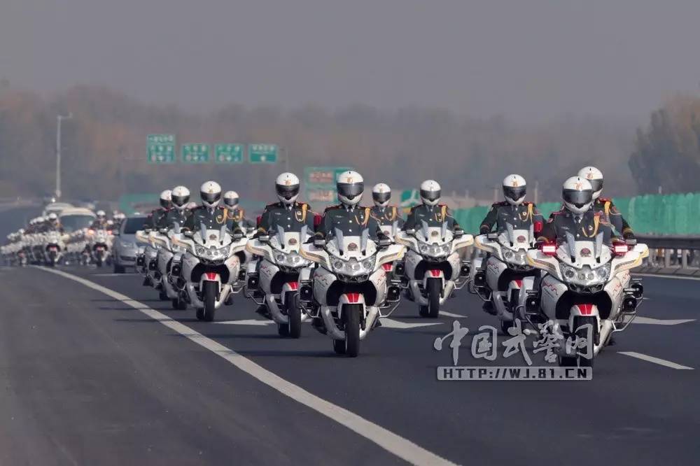 国宾护卫队全程护送拉卡列访华,展现中拉友好交往新篇章,国宾护卫队护送拉卡列访华,中拉友好交往迈入新篇章