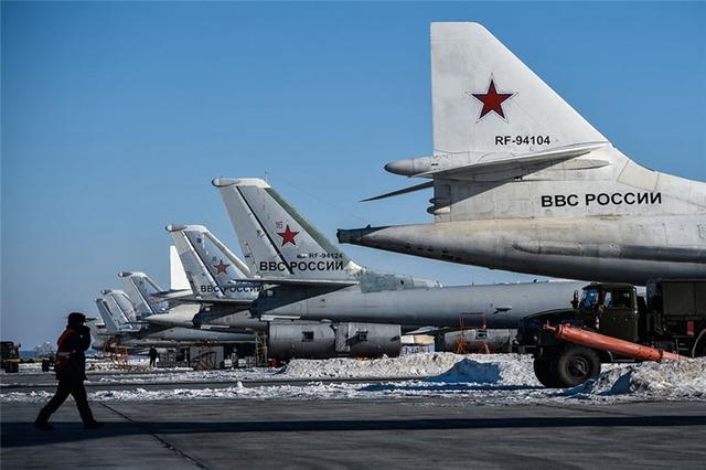 JU488重型轰炸机,战争中的空中霸主,JU488重型轰炸机,战争中的空中霸主霸主地位揭秘