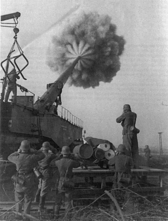 古斯塔夫巨炮与坦克世界中的战争艺术,古斯塔夫巨炮与战争艺术在坦克世界中的展现