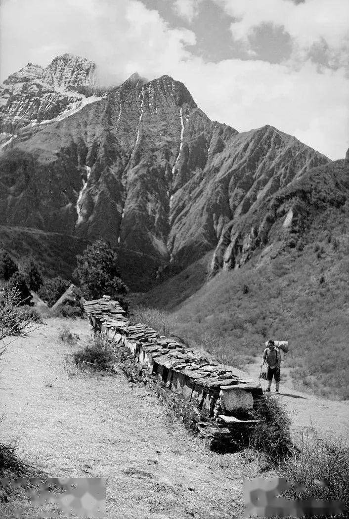 亚东地区，自然美景与人文魅力的交织，亚东地区，自然与人文的和谐交织