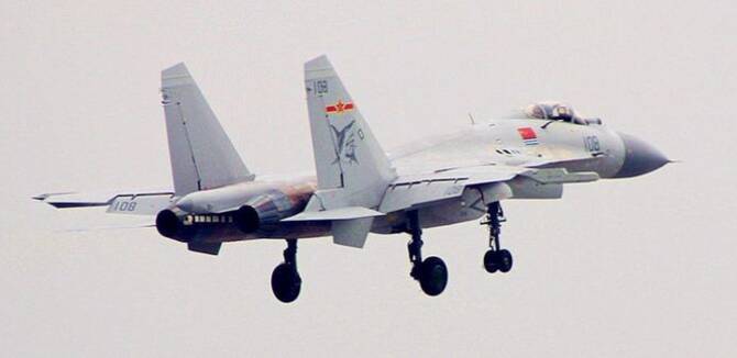 歼-15舰载战斗机简介,歼-15舰载战斗机概述