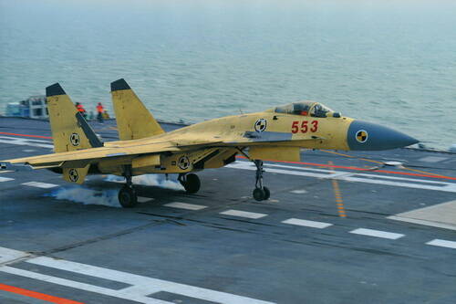 歼-15舰载战斗机简介,歼-15舰载战斗机概述