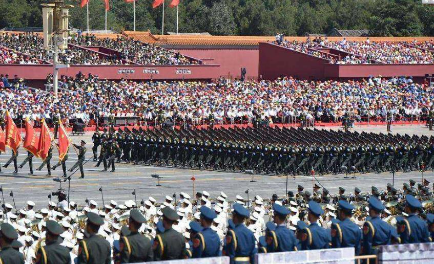 国外评价中国阅兵式,震撼的力量展示,国外评价中国阅兵式,震撼力量展示