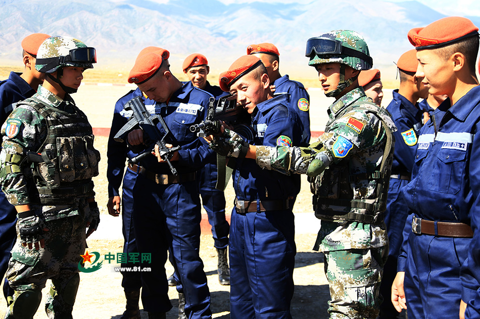 和平使命在线观看,一场跨越时空的军事人文之旅,跨越时空的军事人文之旅,和平使命在线观看