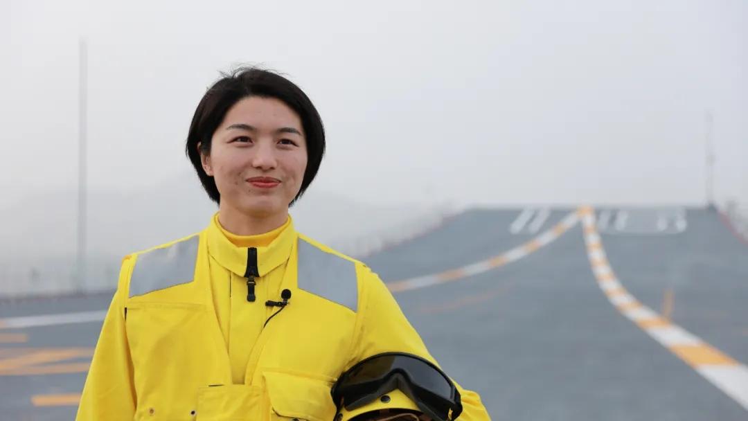 辽宁号航母歼-15起降,中国海军力量的崭新篇章,辽宁号航母歼-15起降,中国海军力量的崛起