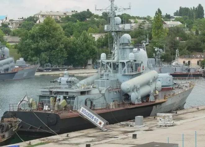 揭秘中国海军的利刃，1241型导弹艇，揭秘中国海军利刃，1241型导弹艇的实力解析