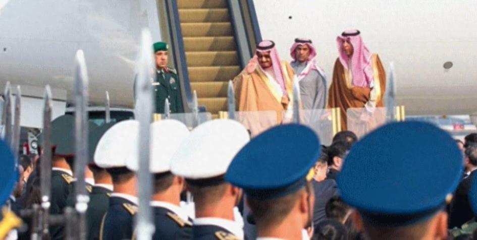 歼-10C最新战斗机，中国空军的崭新利剑，中国空军新利器，歼-10C最新战斗机亮相，展现强大战力