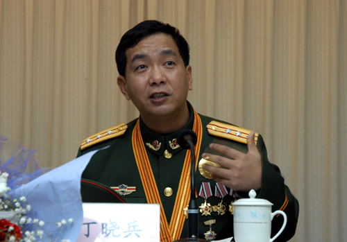 丁晓兵与王英洲,两位传奇人物的交汇,丁晓兵与王英洲,传奇人物的交汇点