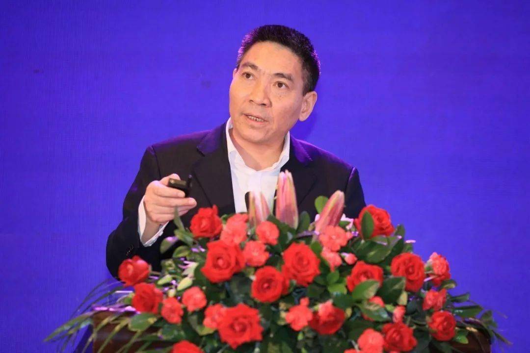 中国战略会现任会长，引领新时代战略发展的领军人物，中国战略会会长引领新时代战略发展领航人物