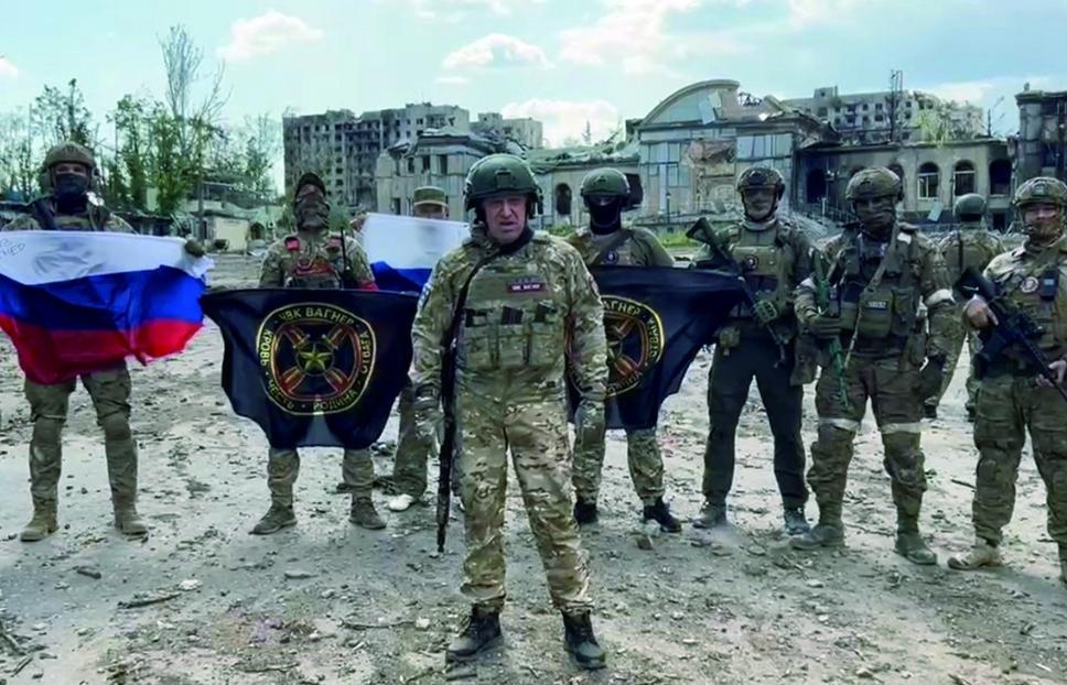 俄军撤离巴赫穆特郊区的战略调整与未来展望,俄军撤离巴赫穆特郊区的战略调整及其未来展望