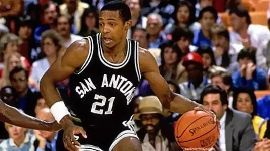 免费四肖期期准一王中王,揭秘预测背后的真相,揭秘四肖期期准一王中王预测背后的真相