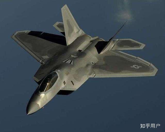 歼-10与F-22,究竟谁更厉害?,歼-10与F-22性能对比,谁更占优势?