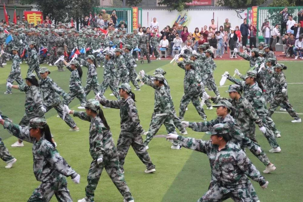 初中毕业上国防学校怎么样,一条独特的教育之路,初中毕业上国防学校,独特的教育之路探索