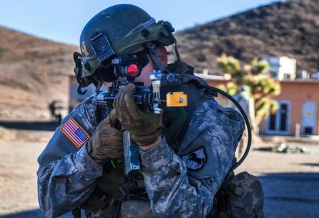 美国现役陆军装备概览,美国现役陆军装备全景解析